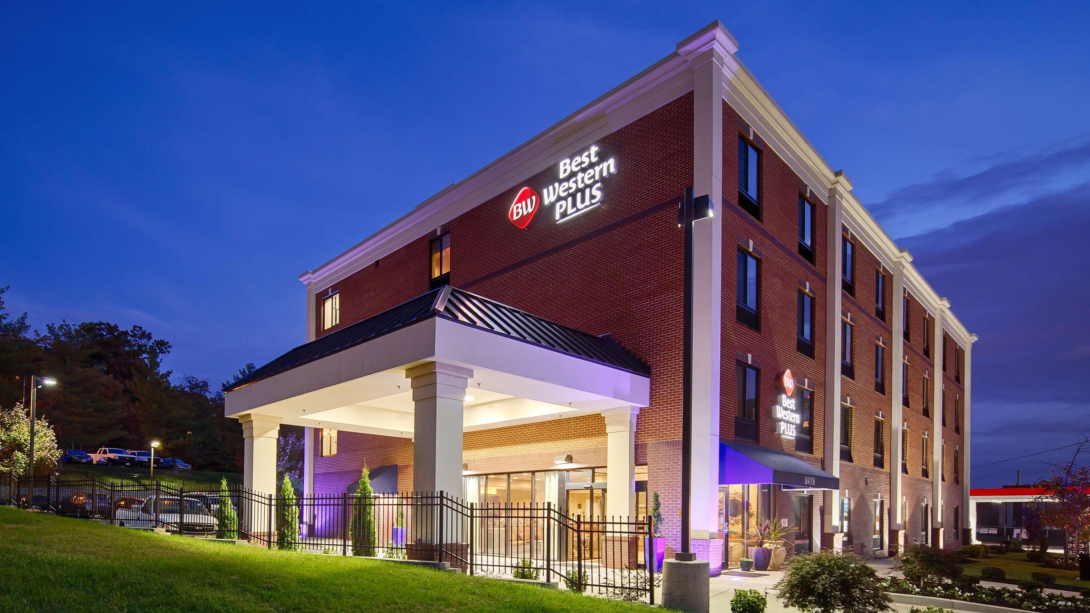 Best Western Plus College Park Hotel Екстериор снимка